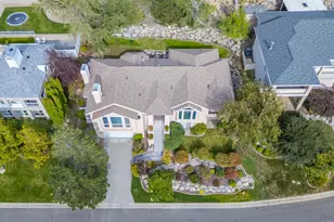 2471 S Scenic Dr E, Salt Lake City, UT 84109 - Photo 32