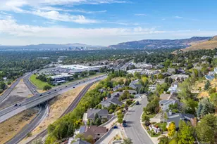 2471 S Scenic Dr E, Salt Lake City, UT 84109 - Photo 36