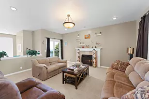 2471 S Scenic Dr E, Salt Lake City, UT 84109 - Photo 8