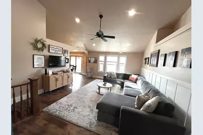 802 E 1120 N, Tooele, UT 84074 - Photo 2