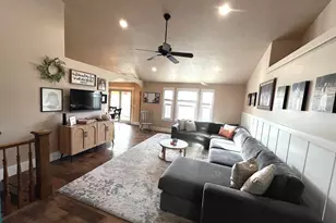 802 E 1120 N, Tooele, UT 84074 - Photo 2