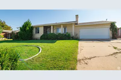 5304 S 3100 W, Roy, UT 84067 - Photo 2