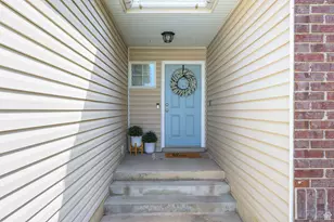 1327 S 1650 W, Syracuse, UT 84075 - Photo 4