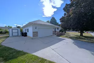 1110 E 1025 S, Spanish Fork, UT 84660 - Photo 2