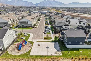 4401 W Bromwell Ct, Lehi, UT 84048 - Photo 36