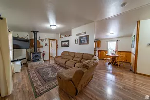 180 E Main St, Ferron, UT 84523 - Photo 2