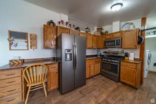 180 E Main St, Ferron, UT 84523 - Photo 18