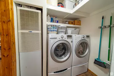 180 E Main St, Ferron, UT 84523 - Photo 24