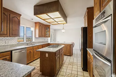 811 E 3250 S, Price, UT 84501 - Photo 8