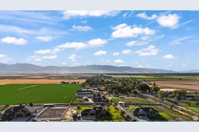 3949 N Rose Springs Rd, Erda, UT 84074 - Photo 50