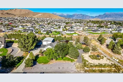 9298 N Deerfield Cir E, Eagle Mountain, UT 84005 - Photo 50