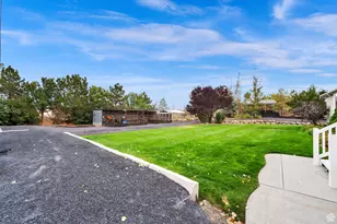 9298 N Deerfield Cir E, Eagle Mountain, UT 84005 - Photo 46