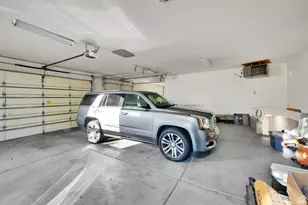 9298 N Deerfield Cir E, Eagle Mountain, UT 84005 - Photo 42