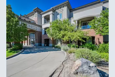 2665 Parleys Way S #111, Salt Lake City, UT 84109 - Photo 2