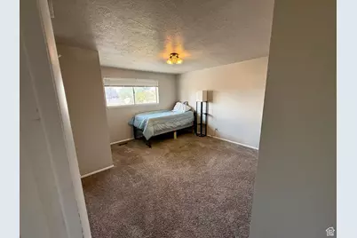 2184 W 5500 S, Roy, UT 84067 - Photo 10