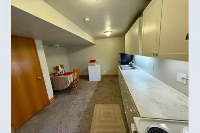 2184 W 5500 S, Roy, UT 84067 - Photo 8