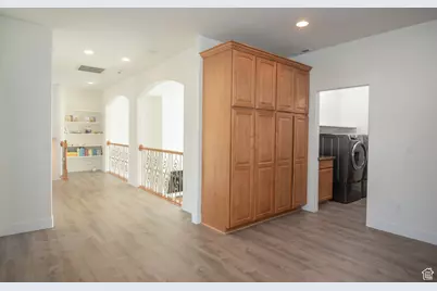 37 N Swift Creek Dr, Layton, UT 84041 - Photo 8