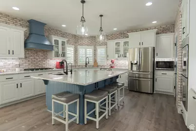 37 N Swift Creek Dr, Layton, UT 84041 - Photo 10