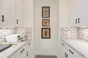 37 N Swift Creek Dr, Layton, UT 84041 - Photo 14