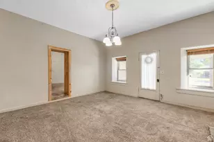 93 E 300 N, Farmington, UT 84025 - Photo 8