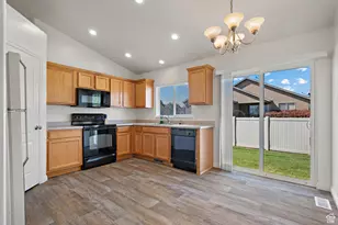 749 North Devonshire Drive, Saratoga Springs, UT 84045 - Photo 8