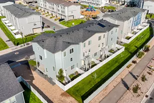 5214 N Folkstone Dr, Eagle Mountain, UT 84005 - Photo 30