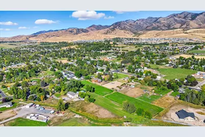 164 E 200 S, Hyde Park, UT 84318 - Photo 86