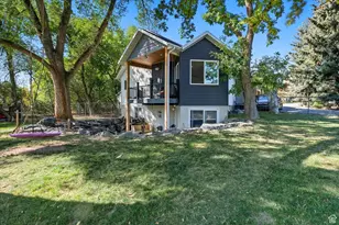 164 E 200 S, Hyde Park, UT 84318 - Photo 2