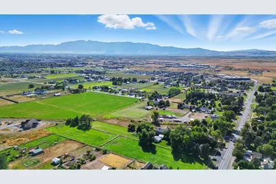 164 E 200 S, Hyde Park, UT 84318 - Photo 90