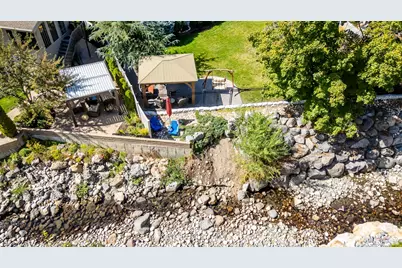 2161 Lorita Way E, Cottonwood Heights, UT 84093 - Photo 2