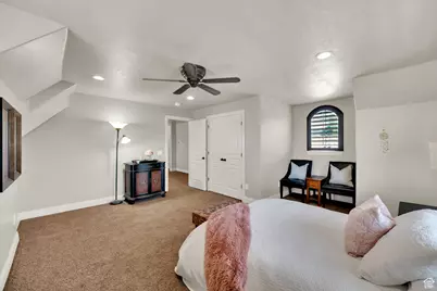 2161 Lorita Way E, Cottonwood Heights, UT 84093 - Photo 32