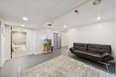 11817 S 3700 W, Riverton, UT 84065 - Photo 32