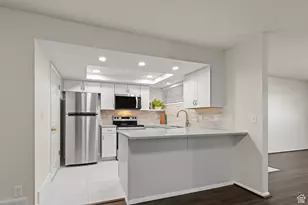 265 E Hill Ave S, Millcreek, UT 84107 - Photo 4