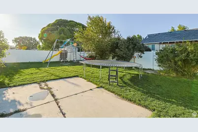 2065 E Autumn St, Eagle Mountain, UT 84005 - Photo 48