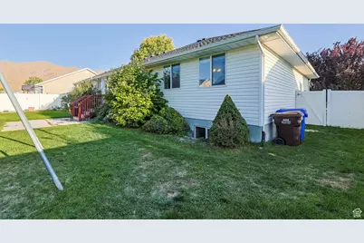 2065 E Autumn St, Eagle Mountain, UT 84005 - Photo 50
