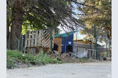 750 W Gentile St, Layton, UT 84041 - Photo 34