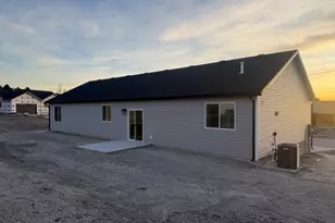 246 S 265 E, Richmond, UT 84333 - Photo 4