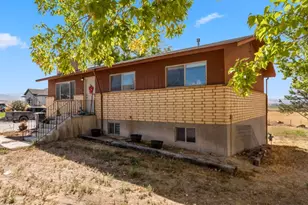 340 E 300 S, Gunnison, UT 84634 - Photo 2