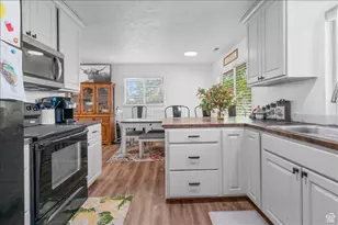 340 E 300 S, Gunnison, UT 84634 - Photo 16