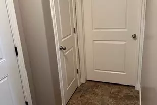 895 S Main St, Layton, UT 84041 - Photo 8