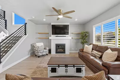 572 S Chamberlain St, Mapleton, UT 84664 - Photo 6