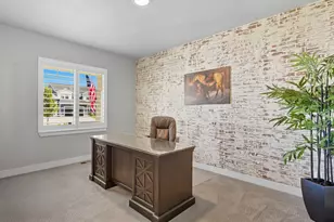 572 S Chamberlain St, Mapleton, UT 84664 - Photo 2