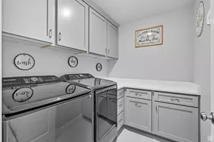 572 S Chamberlain St, Mapleton, UT 84664 - Photo 30