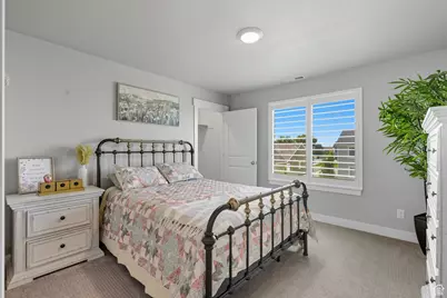 572 S Chamberlain St, Mapleton, UT 84664 - Photo 32