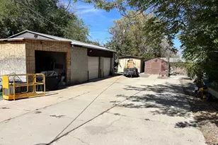 4878 W Seneca Rd S, West Valley, UT 84120 - Photo 20