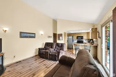 4438 S 1700 W, Roy, UT 84067 - Photo 14