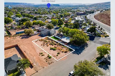 379 S 300 W, Saint George, UT 84770 - Photo 2