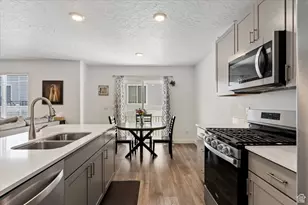 643 W Banner Dr, Grantsville, UT 84029 - Photo 4