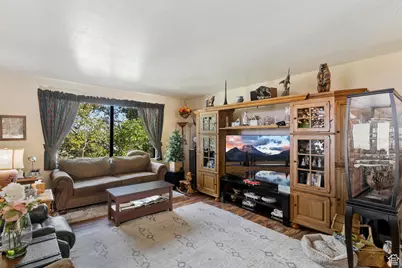 2273 E Snoqualmie Cir Dr S, Layton, UT 84040 - Photo 6