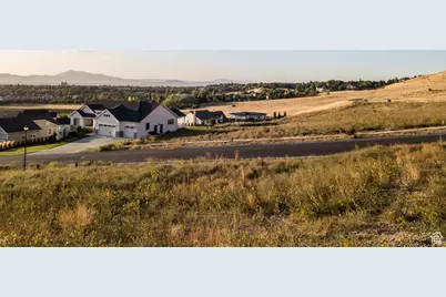 720 E 525 N #32, Providence, UT 84332 - Photo 2